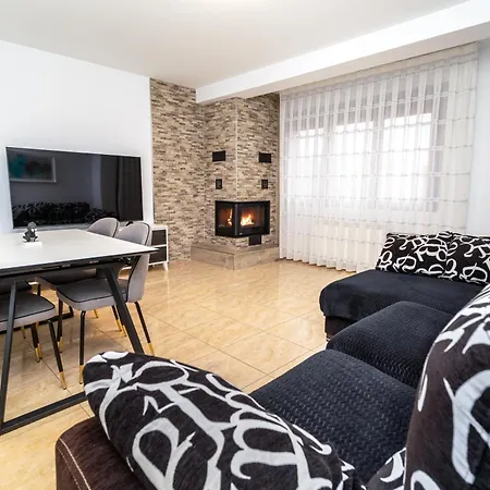Casa Ianco &rares Daire *